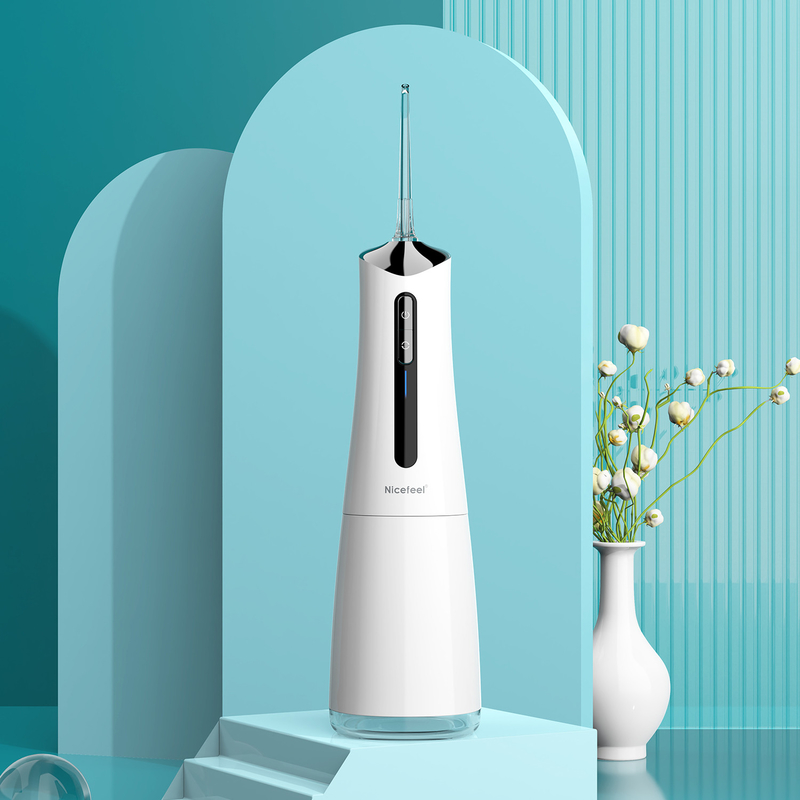 4 τρόποι εργασίας 300ml Electric Jet Cordless Φορητό Water Flosser Oral Clean